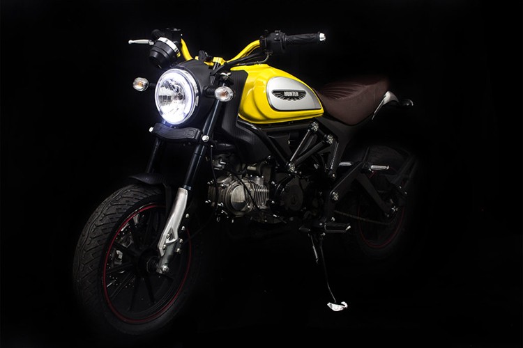 Moto Ducati Scrambler &quot;Tau nhai&quot; nhu xin gia 35 trieu dong